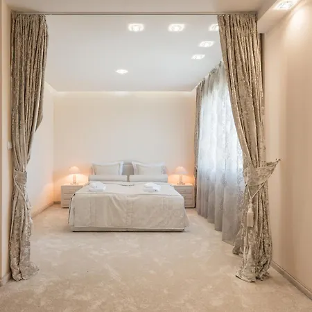Private In Chayka Near The Sea Garden Varna
